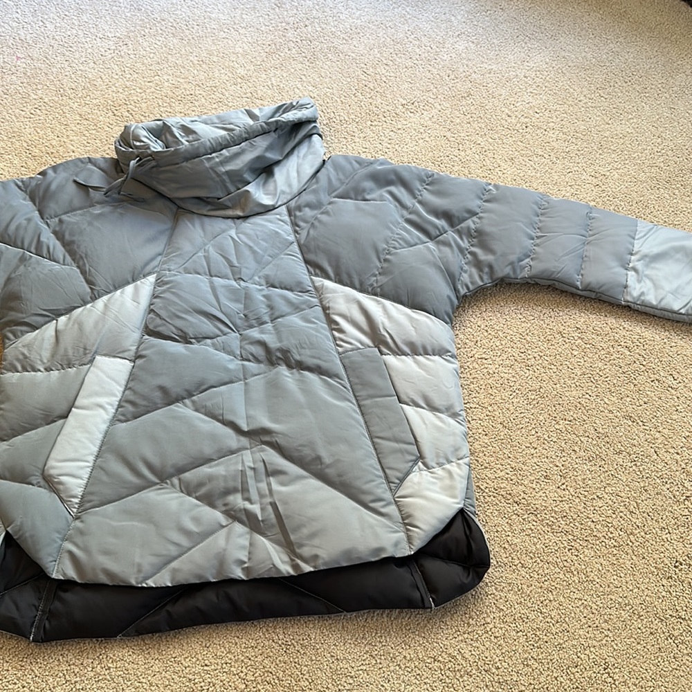 May Pullover Down Jacket - image 4